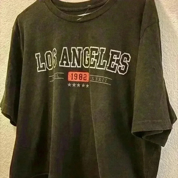 Woman’s Los Angeles crop t-shirt - Picture 1 of 4